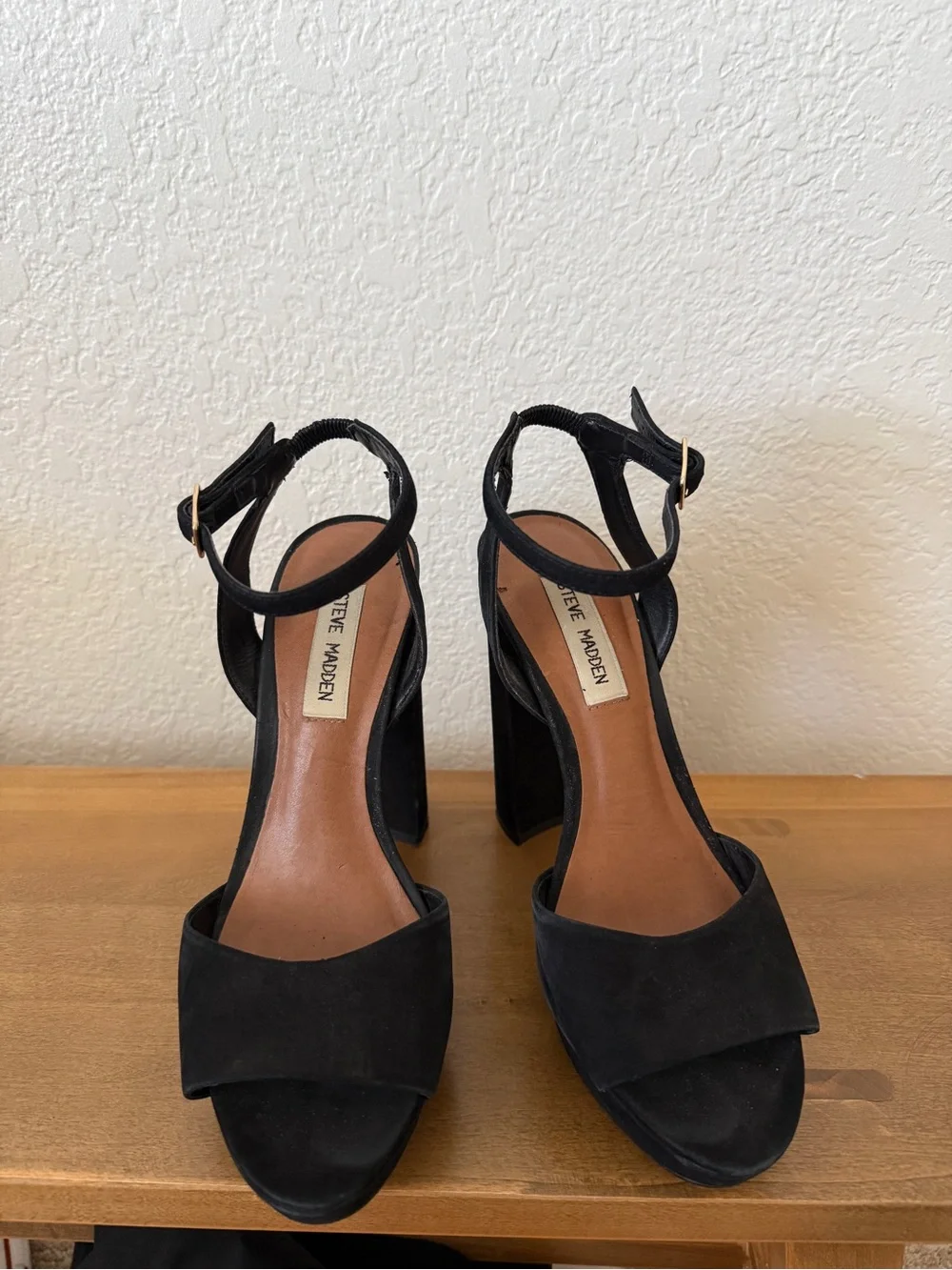 Steve Madden Brrit Black Platform Ankle Strap Sandals Size 8.5